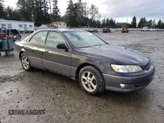 2001 Lexus ES 300 with VIN JT8BF28G015105905, listed as a Copart auction lot 46183805 with 202,449 mi miles and Salvage Title. Bid and sale history available at DreamBid. Image 4.