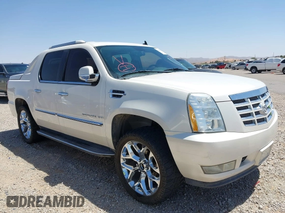2011 Cadillac Escalade EXT Luxury with VIN 3GYT4MEF6BG161175, listed as a IAAI auction lot 42047669 with 115,235 mi miles. Bid and sale history available at carsss.com. Image 13.