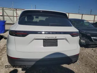 2020 Porsche Cayenne S z VIN WP1AB2AY9LDA27336, wystawiony jako Copart lot #69133952 z przebiegiem Nie podano mil oraz . Historia ofert i sprzedaży dostępna na DreamBid. Obrazek 6.