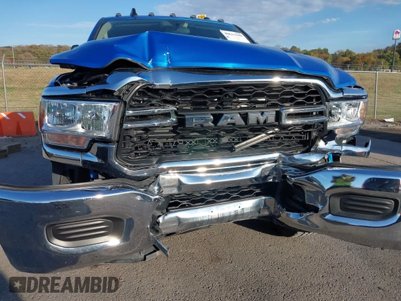2020 Ram 2500 Tradesman with VIN 3C6UR5CJ4LG235744, listed as a IAAI auction lot 40612280 with 79,249 mi miles. Bid and sale history available at carsss.com. Image 6.