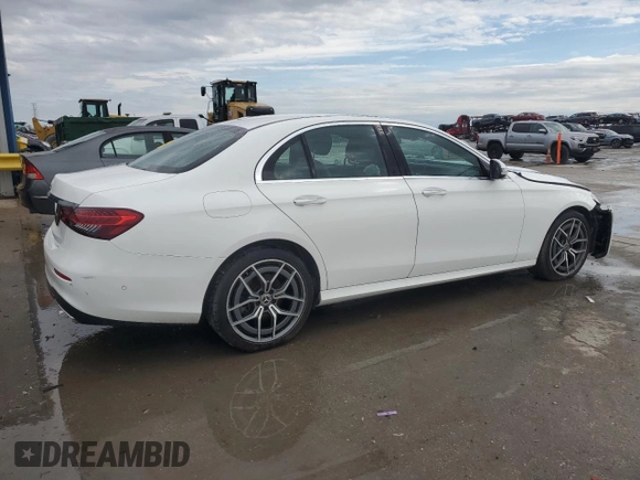 2022 Mercedes-Benz E-Class E 350 with VIN W1KZF8DB9NB070694, listed as a Copart auction lot 88928775 with 0 mi miles and Salvage Title. Bid and sale history available at carsss.com. Image 3.