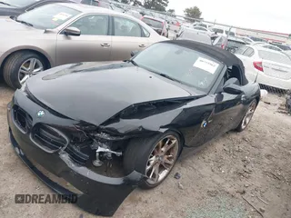 2008 BMW Z4 3.0i z VIN 4USBU33518LW76029, wystawiony jako IAAI lot #40755962 z przebiegiem 112 963 mil mil oraz . Historia ofert i sprzedaży dostępna na DreamBid. Obrazek 2.
