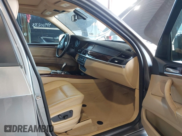 2012 BMW X5 35d with VIN 5UXZW0C59CL673416, listed as a IAAI auction lot 41910233 with 70,008 mi miles and . Bid and sale history available at DreamBid. Image 5.