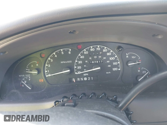 2002 Ford Ranger XLT Appearance with VIN 1FTYR44E62PA21905, listed as a IAAI auction lot 42040886 with 187,817 mi miles. Bid and sale history available at carsss.com. Image 7.