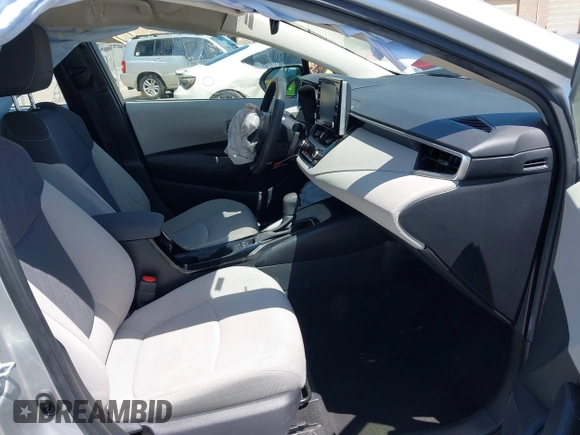 2020 Toyota Corolla LE with VIN JTDEPRAE9LJ020990, listed as a IAAI auction lot 42087507 with 54,314 mi miles and . Bid and sale history available at DreamBid. Image 5.