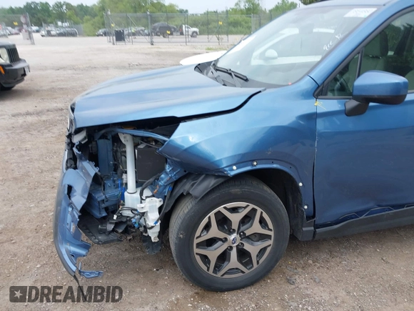 2019 Subaru Forester Premium with VIN JF2SKAGCXKH442640, listed as a IAAI auction lot 42488712 with 37,964 mi miles and . Bid and sale history available at DreamBid. Image 17.