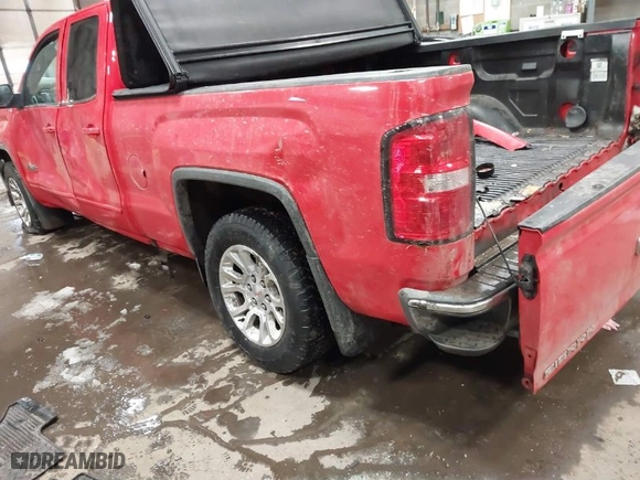 2018 GMC Sierra 1500 SLE with VIN 1GTV2MEC0JZ342278, listed as a IAAI auction lot 41347105 with 105,537 mi miles. Bid and sale history available at carsss.com. Image 3.