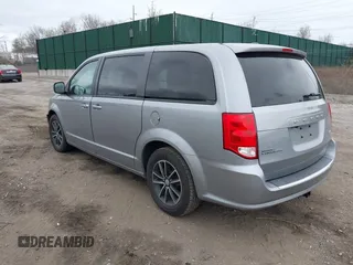 2019 Dodge Grand Caravan GT with VIN 2C4RDGEG0KR640664, listed as a IAAI auction lot 42002230 with 73,591 mi miles and . Bid and sale history available at DreamBid. Image 3.