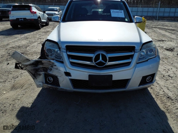 2012 Mercedes-Benz GLK-Class GLK 350 with VIN WDCGG8HB7CF740994, listed as a IAAI auction lot 41640548 with 97,332 mi miles. Bid and sale history available at carsss.com. Image 12.