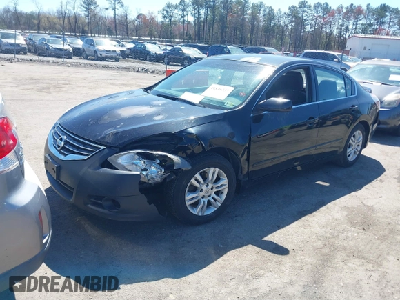 2012 Nissan Altima 2.5 SL with VIN 1N4AL2AP3CN414020, listed as a IAAI auction lot 41846333 with 195,331 mi miles. Bid and sale history available at carsss.com. Image 2.