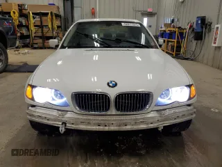 2004 BMW 3 Series 330xi with VIN WBAEW53474PG10944, listed as a Copart auction lot 52017375 with 216,654 mi miles and Clean Title. Bid and sale history available at carsss.com. Image 5.