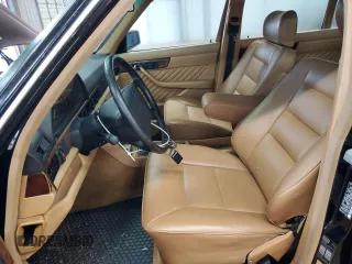 1991 Mercedes-Benz 560 с VIN WDBCA39EXMA586344, выставлен на аукционе Copart как лот 58810325 с пробегом 225 117 миль миль и Чистый • Clean title. История ставок и продаж доступна на DreamBid. Изображение 7.