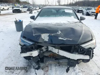 2019 Audi A6 Premium Plus z VIN WAUL2AF29KN114782, wystawiony jako IAAI lot #41393525 z przebiegiem 63 956 mil mil oraz . Historia ofert i sprzedaży dostępna na DreamBid. Obrazek 12.