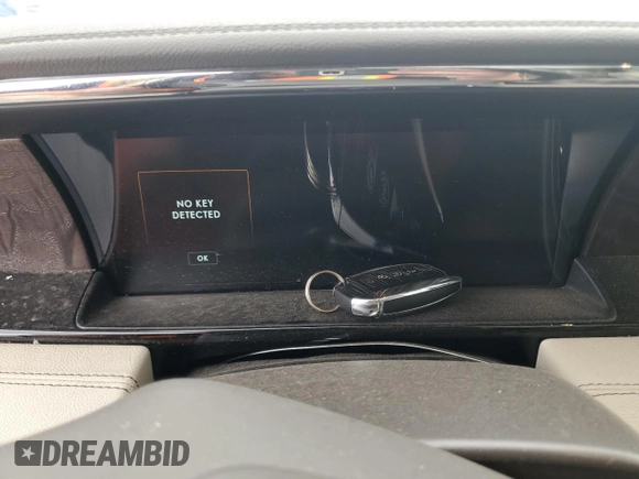 2019 Lincoln Navigator Reserve with VIN 5LMJJ2LT1KEL25094, listed as a Copart auction lot 58539865 with 63,167 mi miles and Salvage title. Bid and sale history available at DreamBid. Image 9.