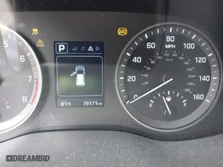 2016 Hyundai Tucson Limited with VIN KM8J33A25GU138161, listed as a IAAI auction lot 41477846 with 79,171 mi miles. Bid and sale history available at carsss.com. Image 7.