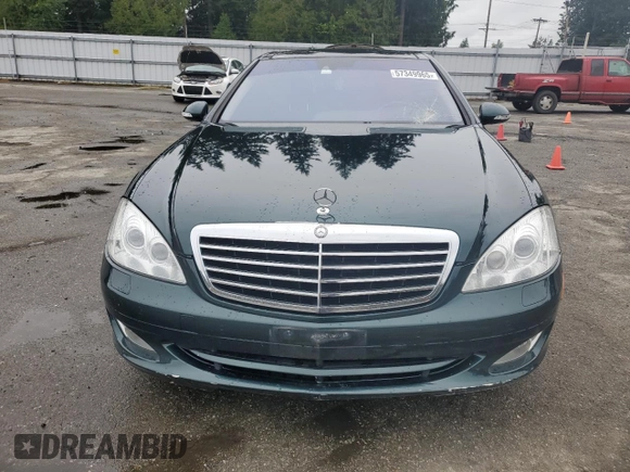 2007 Mercedes-Benz S 550 z VIN WDDNG86X07A108018, wystawiony jako Copart lot #57349965 z przebiegiem Nie podano mil oraz Czysty tytuł • Clean title. Historia ofert i sprzedaży dostępna na DreamBid. Obrazek 5.