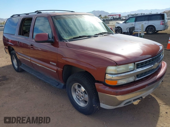 2000 Chevrolet Suburban LT with VIN 3GNFK16T6YG197248, listed as a IAAI auction lot 41624697 with 205,651 mi miles. Bid and sale history available at carsss.com. Image 1.