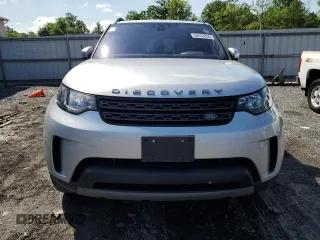 2017 Land Rover Discovery SE z VIN SALRGBBV0HA039435, wystawiony jako Copart lot #58553955 z przebiegiem 136 067 mil mil oraz Czysty tytuł • Clean title. Historia ofert i sprzedaży dostępna na DreamBid. Obrazek 5.