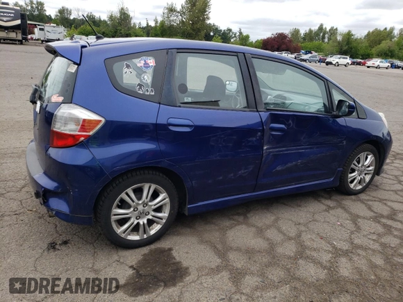 2009 Honda Fit Sport z VIN JHMGE88419S039797, wystawiony jako Copart lot #56866245 z przebiegiem 162 896 mil mil oraz Szkoda całkowita • Salvage title. Historia ofert i sprzedaży dostępna na DreamBid. Obrazek 3.