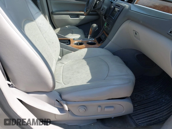 2008 Buick Enclave CXL with VIN 5GAEV23758J103322, listed as a IAAI auction lot 41778334 with 266,426 mi miles. Bid and sale history available at carsss.com. Image 5.
