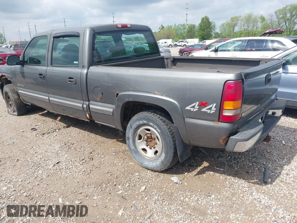 2002 Chevrolet Silverado 1500HD LT with VIN 1GCGK13U22F125563, listed as a IAAI auction lot 42172310 with 155,416 mi miles and . Bid and sale history available at DreamBid. Image 3.