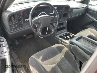 2005 Chevrolet Silverado 1500 Z71 с VIN 1GCEK19B15Z124095, выставлен на аукционе Copart как лот 60690955 с пробегом 160 860 миль миль и Списание • Salvage title. История ставок и продаж доступна на DreamBid. Изображение 8.