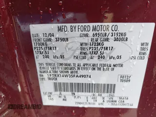 2005 Ford F-150 STX with VIN 1FTRX14W35FA49074, listed as a IAAI auction lot 41833989 with 267,664 mi miles. Bid and sale history available at carsss.com. Image 9.