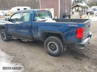 2015 Chevrolet Silverado 1500 Work Truck with VIN 1GCVKPEC2FZ245530, listed as a IAAI auction lot 41714440 with 109,322 mi miles. Bid and sale history available at carsss.com. Image 3.