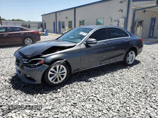 2015 Mercedes-Benz C 300 Luxury with VIN 55SWF4KB6FU001998, listed as a Copart auction lot 54602755 with 140,264 mi miles and Salvage Title. Bid and sale history available at carsss.com. Image 1.