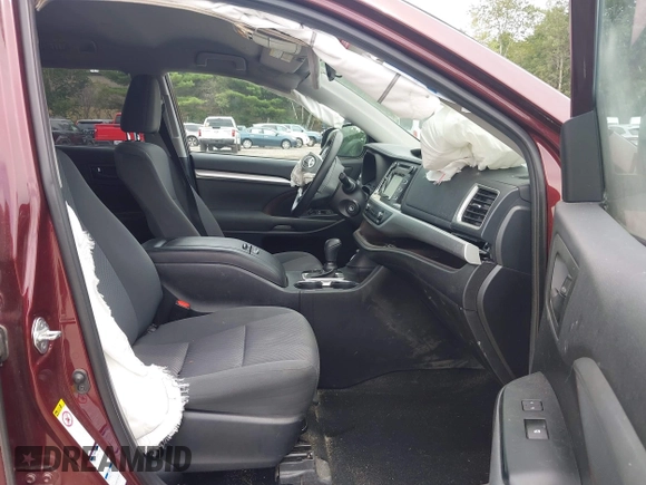 2019 Toyota Highlander LE with VIN 5TDBZRFH6KS943719, listed as a IAAI auction lot 42610730 with 64,089 mi miles and . Bid and sale history available at DreamBid. Image 5.