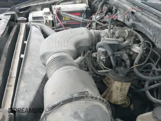 2001 Ford F-150 XL с VIN 2FTRX07W61CA71131, выставлен на аукционе IAAI как лот 41375828 с пробегом 216 340 миль миль и . История ставок и продаж доступна на DreamBid. Изображение 13.