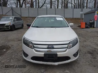 2011 Ford Fusion SE with VIN 3FAHP0HA4BR200111, listed as a IAAI auction lot 41843044 with 163,784 mi miles. Bid and sale history available at carsss.com. Image 13.