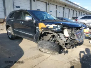2013 Jeep Grand Cherokee Limited with VIN 1C4RJEBG8DC646600, listed as a Copart auction lot 43012755 with 142,231 mi miles and Salvage Title. Bid and sale history available at carsss.com. Image 4.