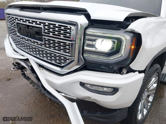 2018 GMC Sierra 1500 Denali with VIN 3GTU2PEJ4JG280332, listed as a IAAI auction lot 41784645 with 119,815 mi miles. Bid and sale history available at carsss.com. Image 6.