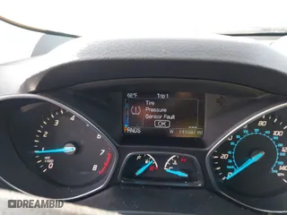 2014 Ford Escape SE with VIN 1FMCU9GX6EUB20308, listed as a IAAI auction lot 41818794 with 141,587 mi miles. Bid and sale history available at carsss.com. Image 7.