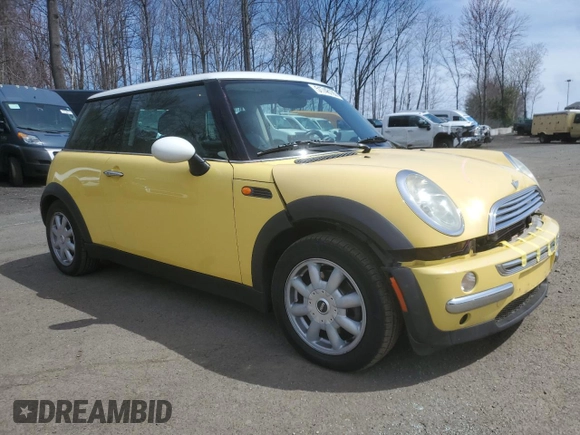 2003 MINI Hardtop z VIN WMWRC33453TE14621, wystawiony jako Copart lot #51748165 z przebiegiem 114 327 mil mil oraz Szkoda całkowita • Salvage title. Historia ofert i sprzedaży dostępna na DreamBid. Obrazek 4.