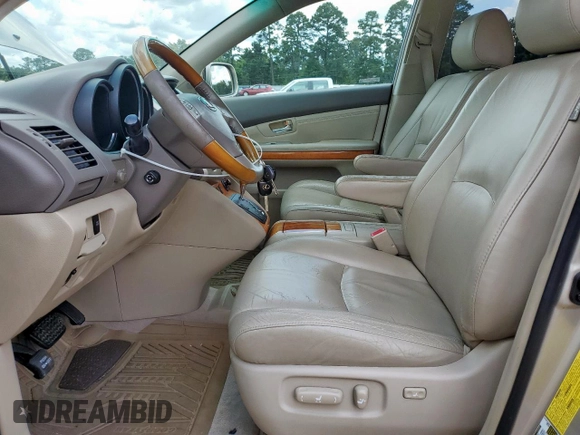 2007 Lexus RX 350 z VIN 2T2GK31U07C013368, wystawiony jako Copart lot #59031835 z przebiegiem 208 608 mil mil oraz Czysty tytuł • Clean title. Historia ofert i sprzedaży dostępna na DreamBid. Obrazek 7.