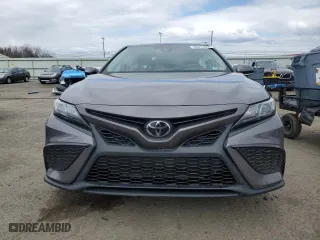 2024 Toyota Camry SE with VIN 4T1G11AK3RU260878, listed as a Copart auction lot 50914465 with 11,122 mi miles and Salvage Title. Bid and sale history available at carsss.com. Image 5.