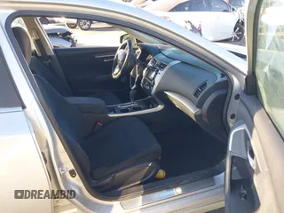 2015 Nissan Altima 2.5 SL with VIN 1N4AL3AP7FC201660, listed as a IAAI auction lot 41345061 with 132,395 mi miles. Bid and sale history available at carsss.com. Image 5.