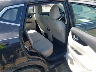 2017 Nissan Rogue Sport SL with VIN JN1BJ1CR2HW111621, listed as a IAAI auction lot 42021526 with 249,847 mi miles. Bid and sale history available at carsss.com. Image 8.