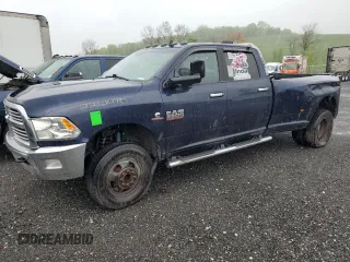 2016 Ram 3500 SLT z VIN 3C63RRHL5GG180515, wystawiony jako Copart lot #55642675 z przebiegiem 526 153 mil mil oraz Czysty tytuł • Clean title. Historia ofert i sprzedaży dostępna na DreamBid. Obrazek 1.