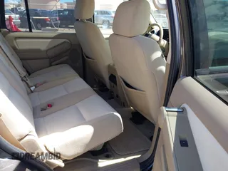 2007 Ford Explorer XLT z VIN 1FMEU63E77UA83607, wystawiony jako IAAI lot #42665029 z przebiegiem 127 542 mil mil oraz . Historia ofert i sprzedaży dostępna na DreamBid. Obrazek 8.