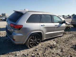 2021 Jeep Grand Cherokee Laredo X with VIN 1C4RJEAG5MC625608, listed as a Copart auction lot 74447194 with 43,378 mi miles and Salvage Title. Bid and sale history available at carsss.com. Image 3.