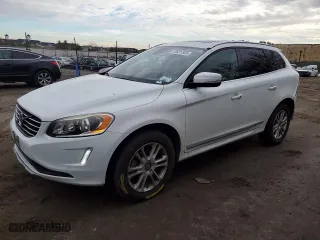 2016 Volvo XC60 T5 Premier with VIN YV4612RK0G2809565, listed as a Copart auction lot 43631585 with 43,164 mi miles and Salvage Title. Bid and sale history available at carsss.com. Image 1.