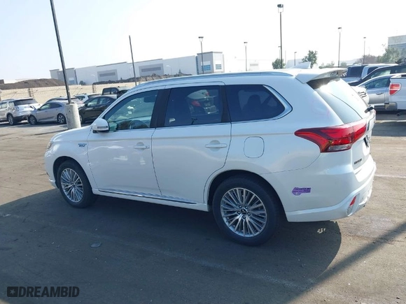 2019 Mitsubishi Outlander PHEV SEL with VIN JA4J24A57KZ049706, listed as a IAAI auction lot 41500699 with 160280 miles. Bid and sale history available at carsss.com. Image 15.