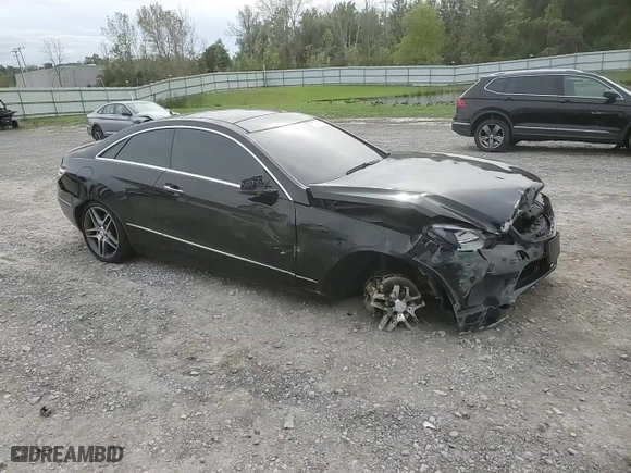 2015 Mercedes-Benz E-Class E 400 with VIN WDDKJ6HB1FF301581, listed as a Copart auction lot 80313434 with 165,365 mi miles and Salvage Title. Bid and sale history available at carsss.com. Image 10.