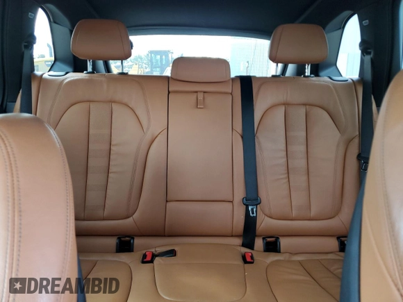 2019 BMW X5 xDrive40i z VIN 5UXCR6C53KLL14870, wystawiony jako Copart lot #57847245 z przebiegiem 97 201 mil mil oraz Szkoda całkowita • Salvage title. Historia ofert i sprzedaży dostępna na DreamBid. Obrazek 10.