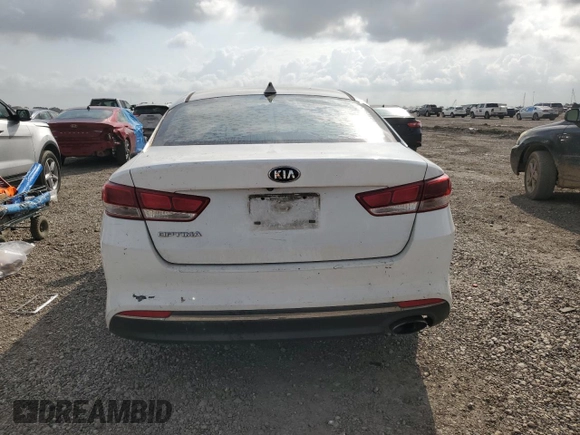 2017 Kia Optima LX z VIN 5XXGT4L34HG139643, wystawiony jako Copart lot #54663845 z przebiegiem 188 053 mil mil oraz Szkoda całkowita • Salvage title. Historia ofert i sprzedaży dostępna na DreamBid. Obrazek 6.