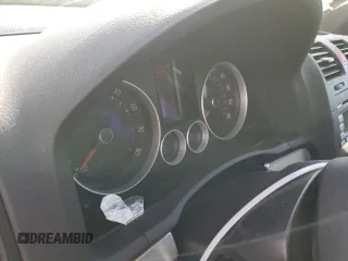 2009 Volkswagen GTI с VIN WVWHD71K49W108468, выставлен на аукционе Copart как лот 47144915 с пробегом Не указан миль и Списание • Salvage title. История ставок и продаж доступна на DreamBid. Изображение 9.