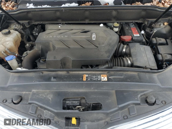 2017 Lincoln MKX Reserve with VIN 2LMPJ8LP8HBL38159, listed as a Copart auction lot 88976515 with 83,205 mi miles and Salvage title. Bid and sale history available at DreamBid. Image 12.